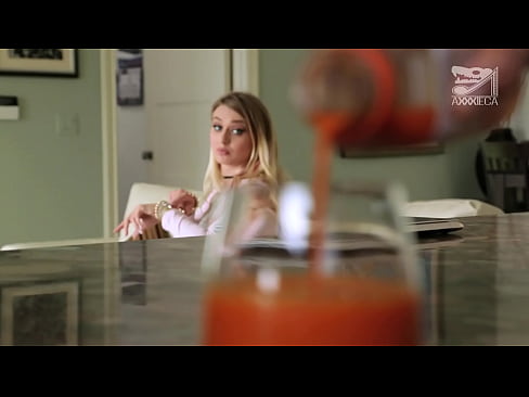 ❤️ විශාල තන පුඩු සහ තද පුකේ ඇති උණුසුම් ගැහැණු ළමයා පරාජිතයාගෙන් කුකුළා ලබා ගනී, නමුත් ඉතා අපහසු වේ ❤❌ රුසියානු අසභ්‍ය අපෙන්% si.pinkporno.ru% ️❤